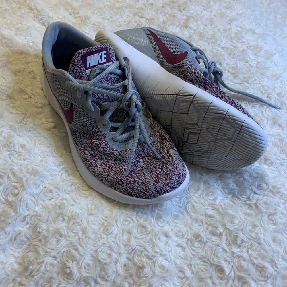 Nike Flex Contact Running Shoes